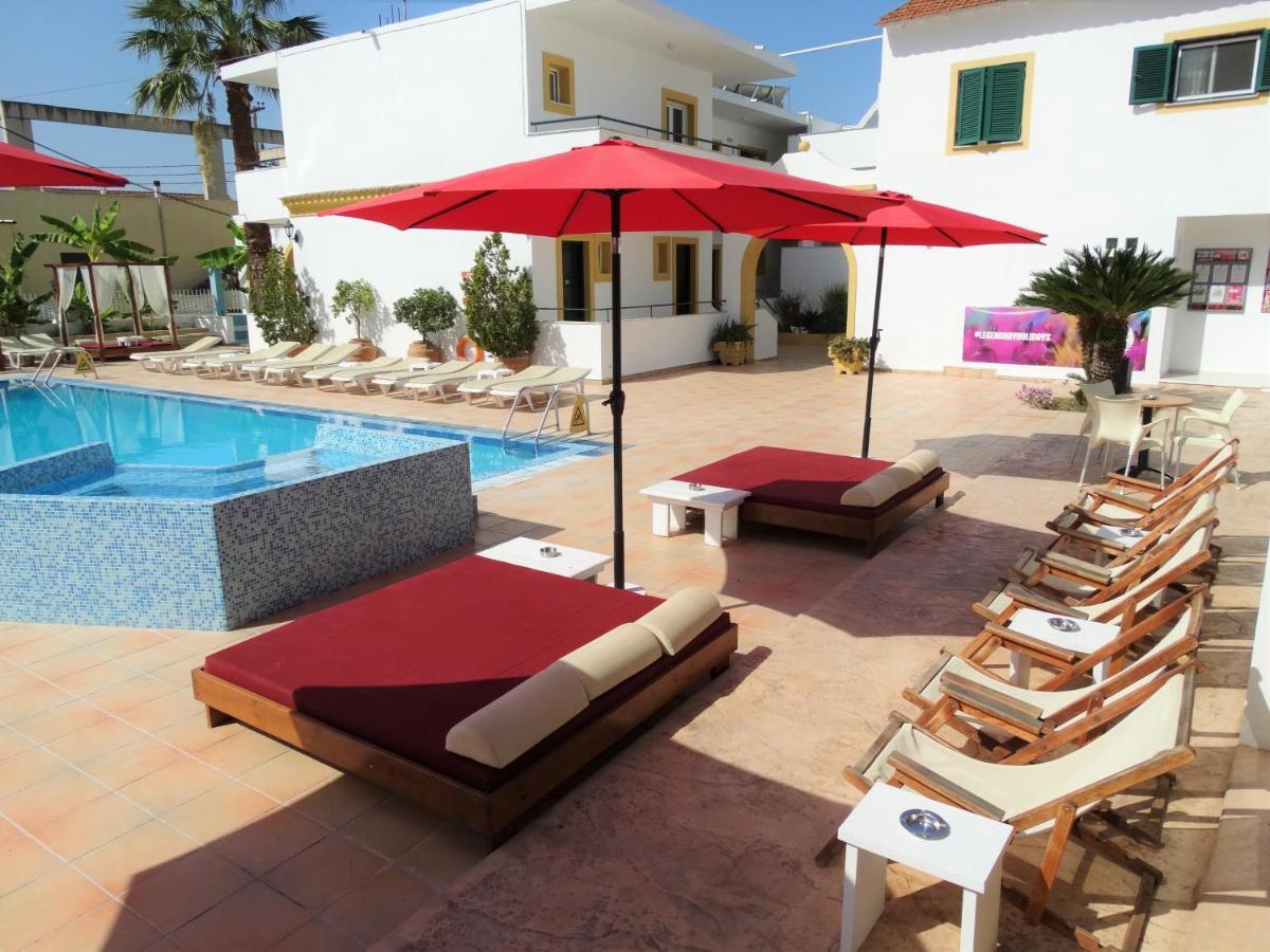 Oasis Beach Club Kávosz Kültér fotó