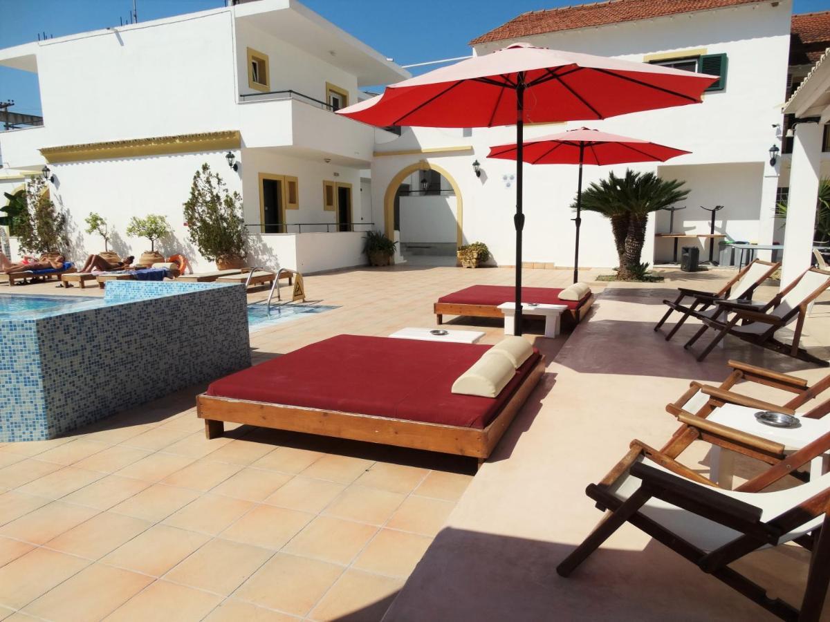 Oasis Beach Club Kávosz Kültér fotó