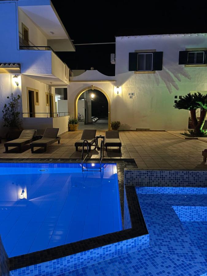 Oasis Beach Club Kávosz Kültér fotó